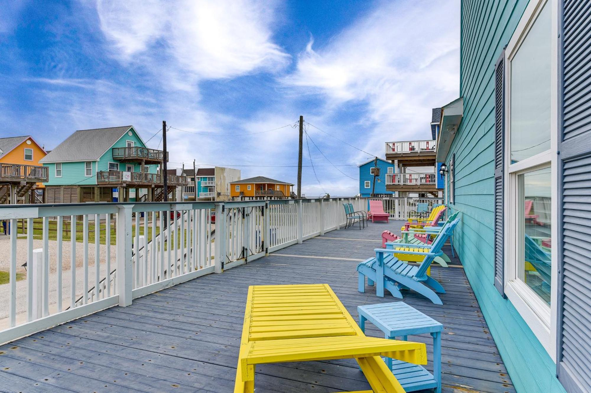 Large Group Gulf Retreat, Steps To Surfside Beach! Exterior photo
